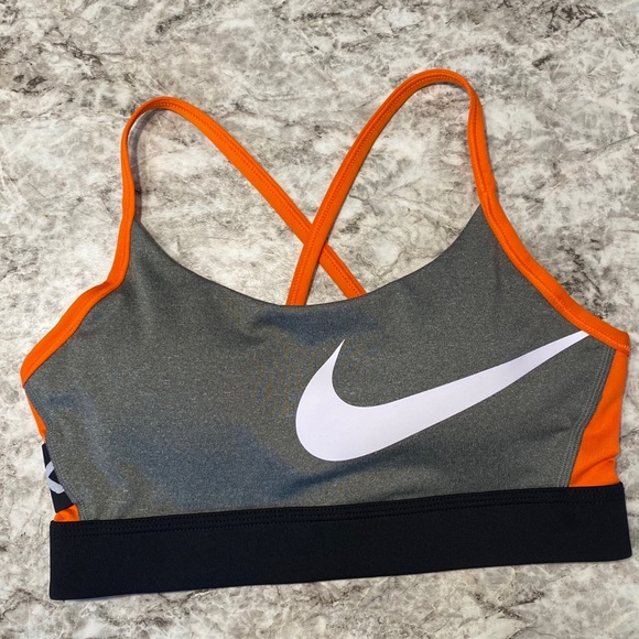 Nike Other - Nike Icon Clash Colorblock Indy Dri-fit Sports Bra